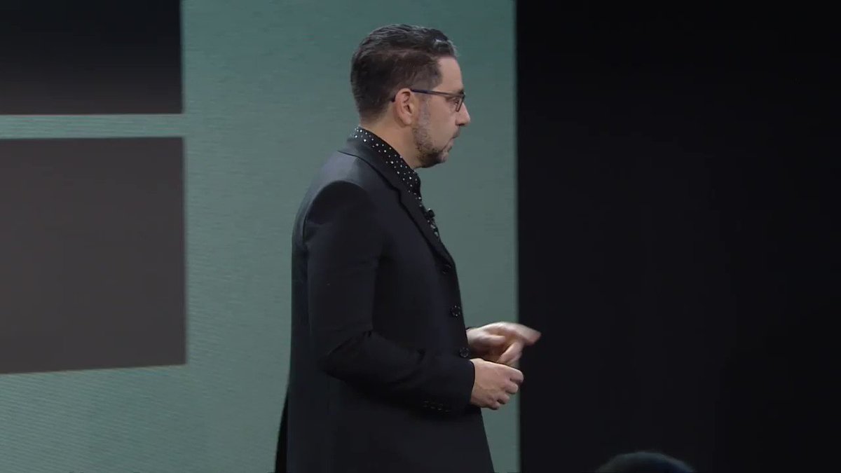 Microsoft представила Android-смартфон с двумя экранами Surface Duo