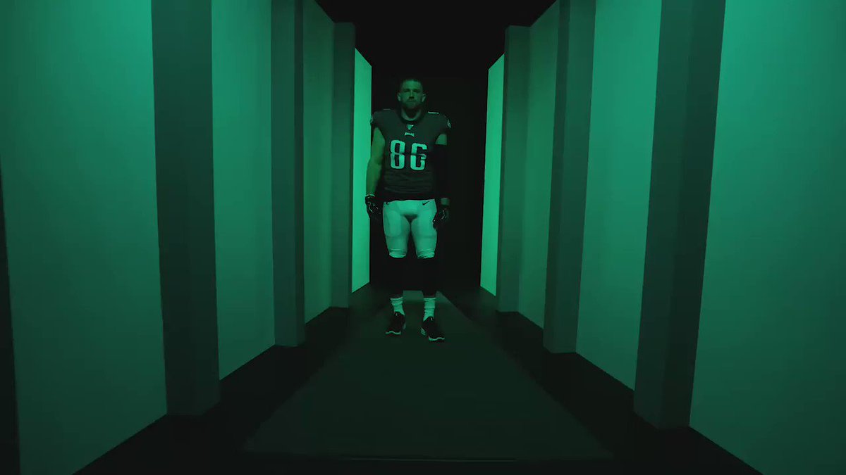 @Eagles's photo on Ertz