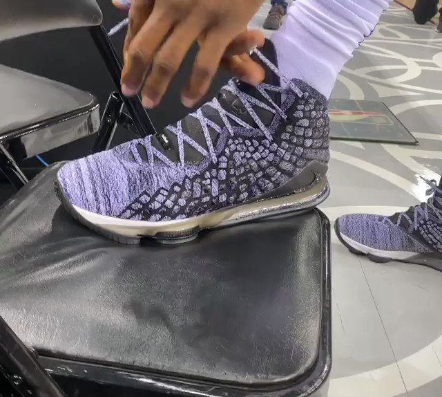 how to lace up lebron 17