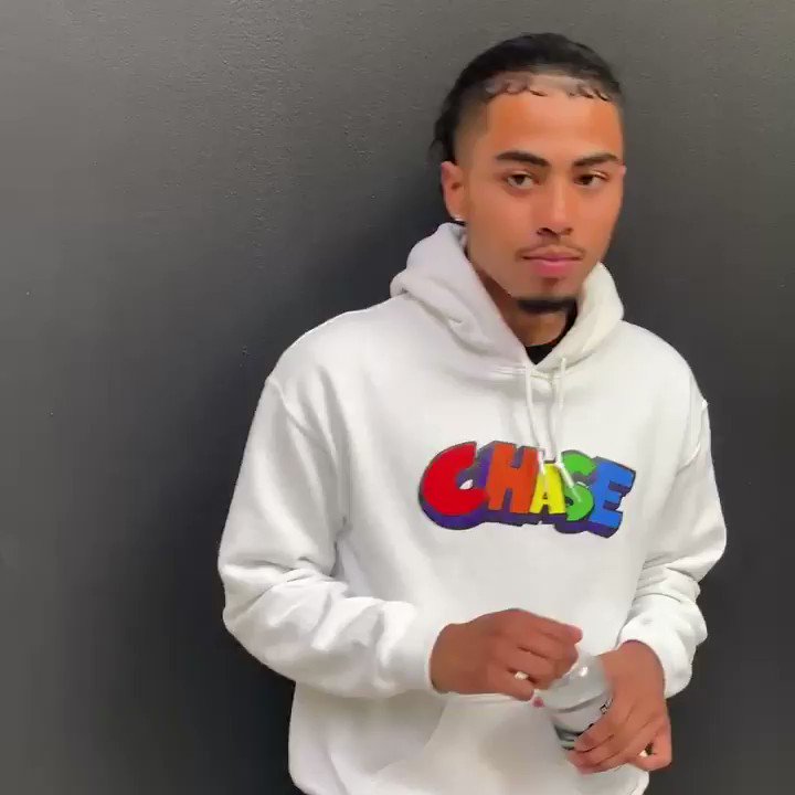 Spotify (@Spotify) on Twitter photo 2019-10-13 17:21:00 You need to pay attention to @aaronmay. Hear the Houston rappers new Summer 19 EP now spoti.fi/summer19 You need to pay attention to @aaronmay. Hear the Houston rappers new Summer 19 EP now spoti.fi/summer19