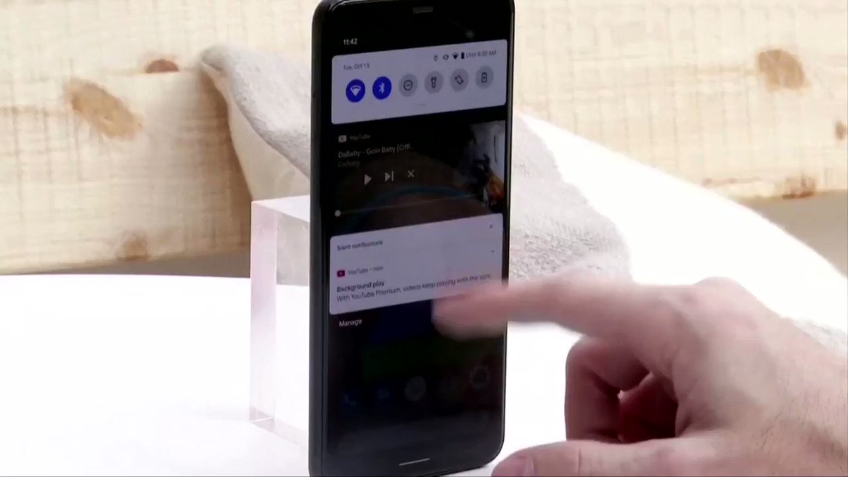 At a New York press event, Google unveiled its new Pixel 4 smartphones in two sizes, along with its first moderately priced laptop, first wireless earbuds and upgrades to its Wifi router and burger-sized smart speaker https://reut.rs/2OOREfD