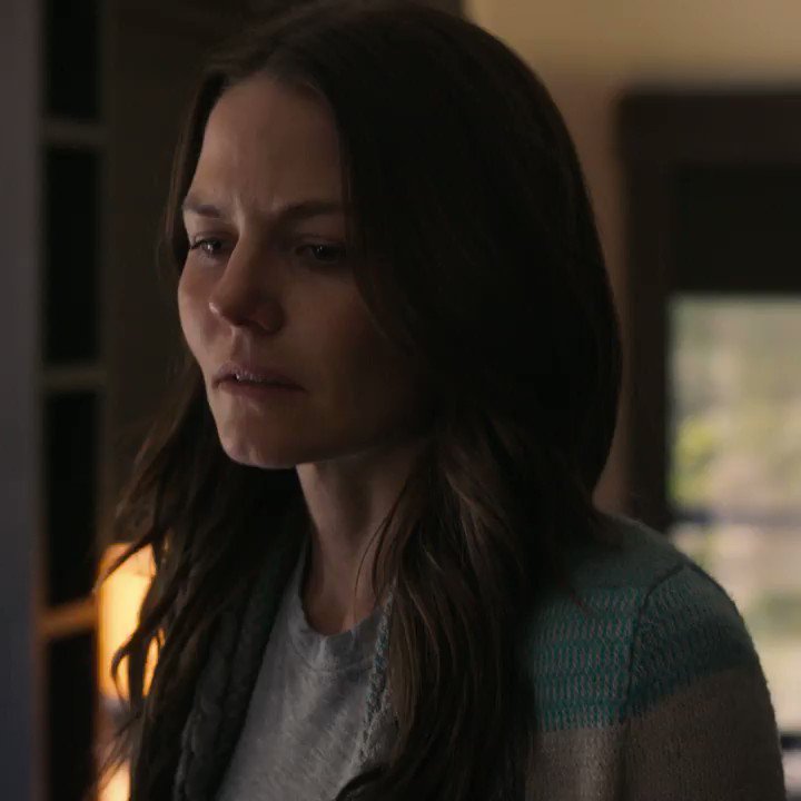 Us: "Kevin and Cassidy are totally gonna kiss."
Us when Kevin and Cassidy kissed: 🤯 https://t.co/qhOg78d2a7