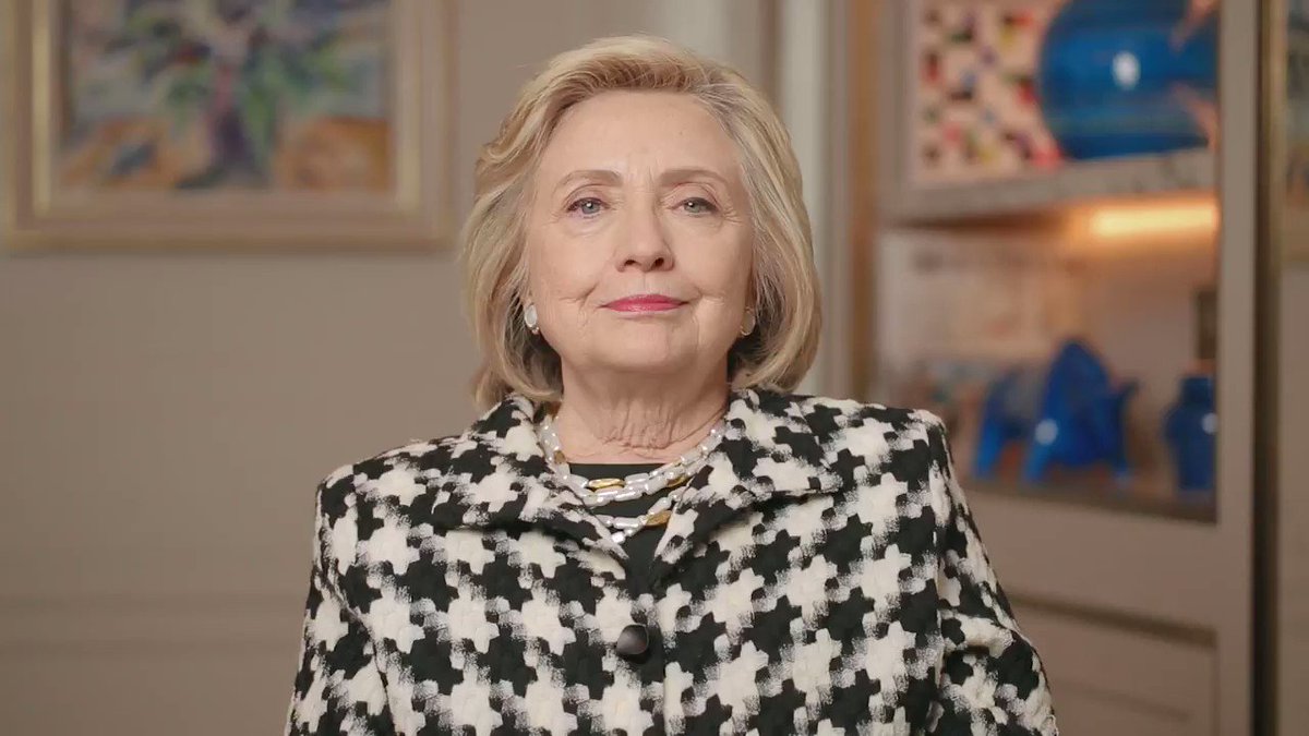 @HillaryClinton's photo on #NationalRunforOfficeDay
