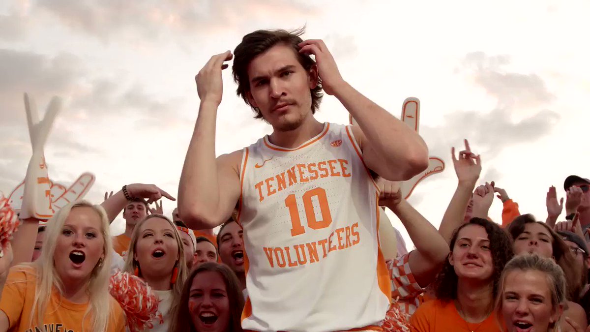 @Vol_Hoops's photo on Fulky