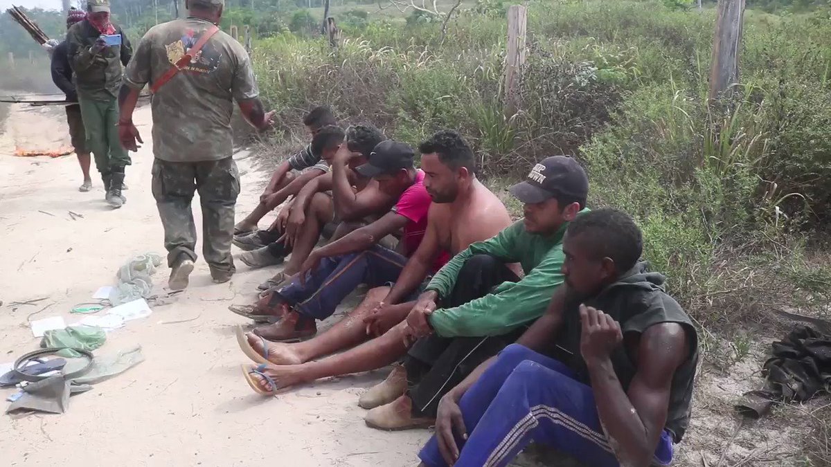 CENAS EXCLUSIVAS. Imagens inéditas da atuação de guardiões do terrítório Carú, no Maranhão. Eles são responsáveis por defender a floresta da ameaça dos madeireiros em meio à escalada de assassinatos de indígenas no estado. https://agen.pub/OsGuardioes