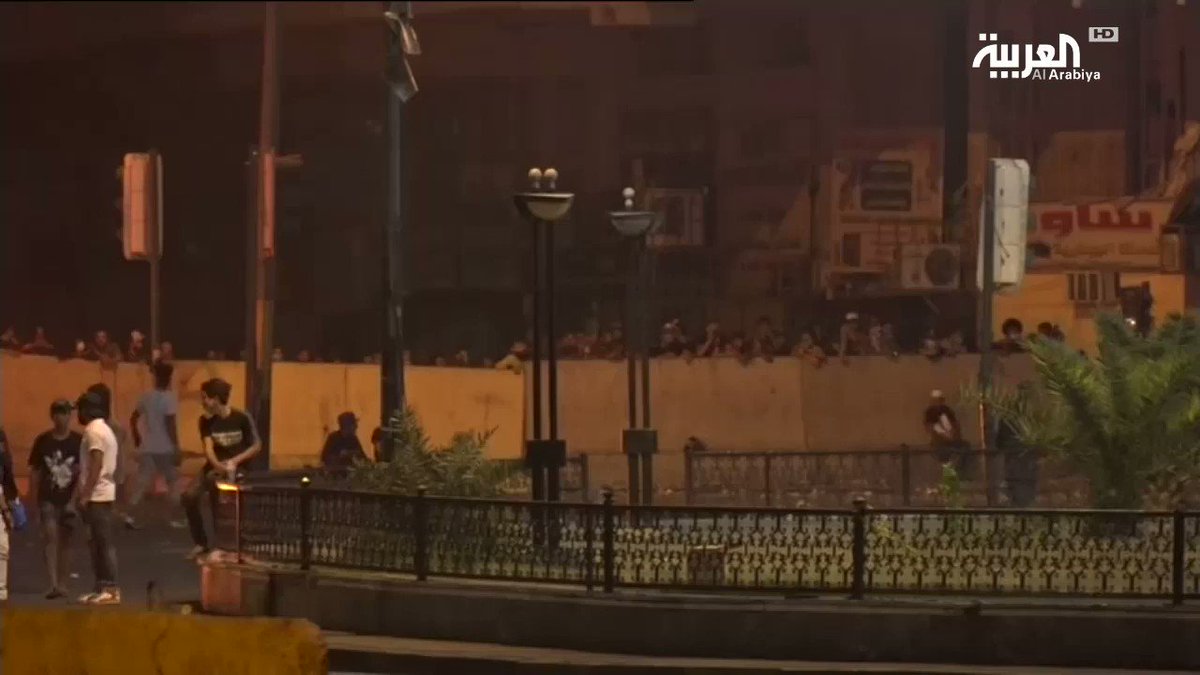 تأهب لقوات الأمن في #ساحة_الخلاني بـ #بغداد#تظاهرات_العراق
