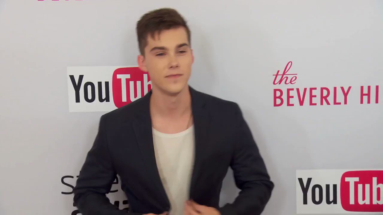 Jeremy Shada turns 26 today. Happy Birthday! 