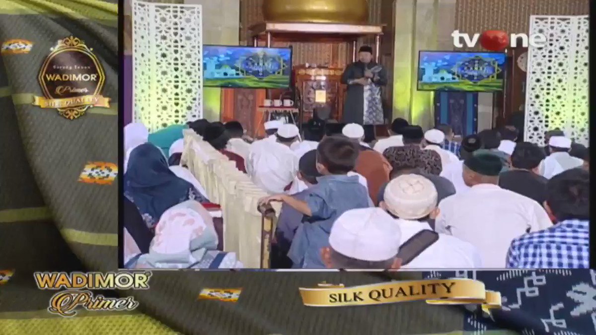 Ustadz Asep Anom: Islam turun sangat menjaga keseimbangan, kita bukan hanya harus kuat hubungan kita dengan Allah tapi juga harus kuat hubungan kita dengan sesama manusia.#tvOneNews #DamaiIndonesiakutvOne #KepedulianSosial