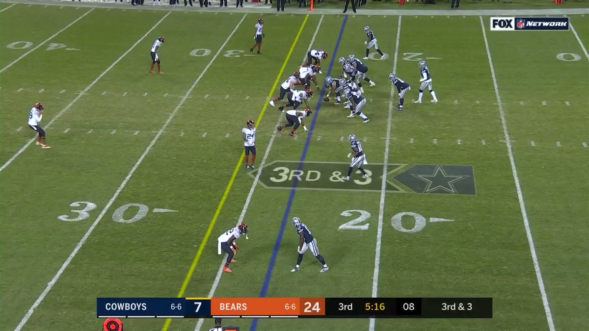 @barstoolchicago's photo on Khalil Mack