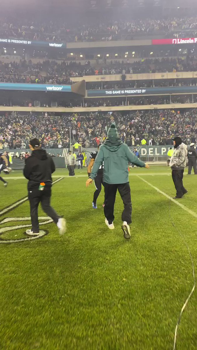 Philadelphia Eagles @Eagles