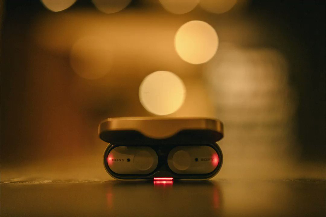 New year, new tech. (Treat yourself to the #SonyAudio WF-1000XM3 Truly Wireless industry-leading noise canceling earbuds via @ConnorSurdi) #HappyNewYear