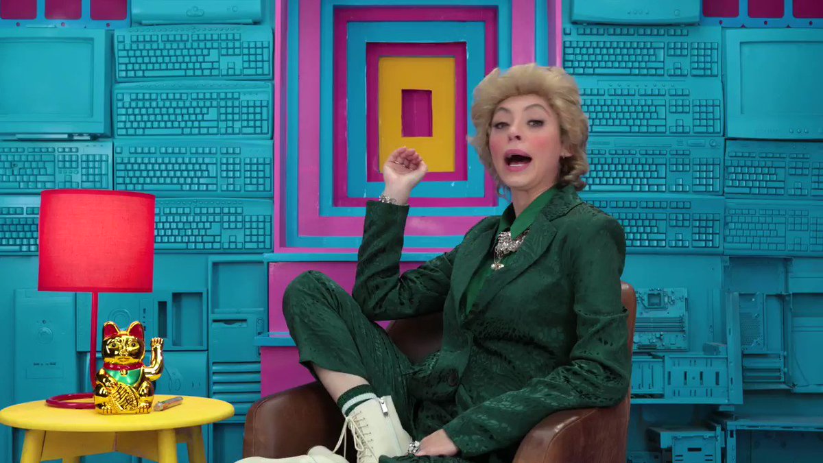 Dhasia Mercado nos trae los horóscopos del 2020 🔮 ¿Están listos para conocer su futuro con @DhasiaWezka? #DhasiaMTVMásTú https://youtu.be/LyvKVUwRqCw