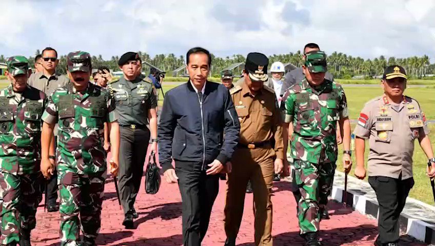 Berikan pendapat kalian terhadap kasus maraknya kapal China yang memasuki perairan Indonesia?