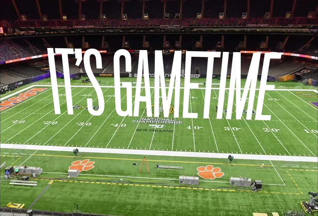 @ClemsonFB's photo on Chris Fowler