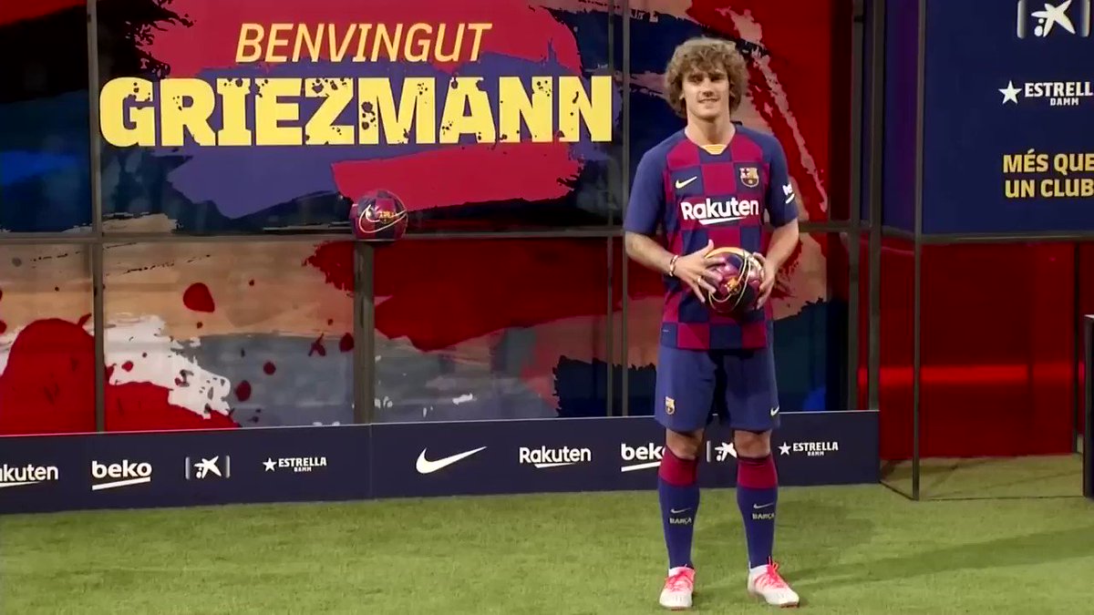 .@FCBarcelona is now the world's richest soccer club. The Catalan team generated a record revenue of $890 million in the 2018-19 season https://t.co/7NToc1SlIJ https://t.co/ES5illkyhU