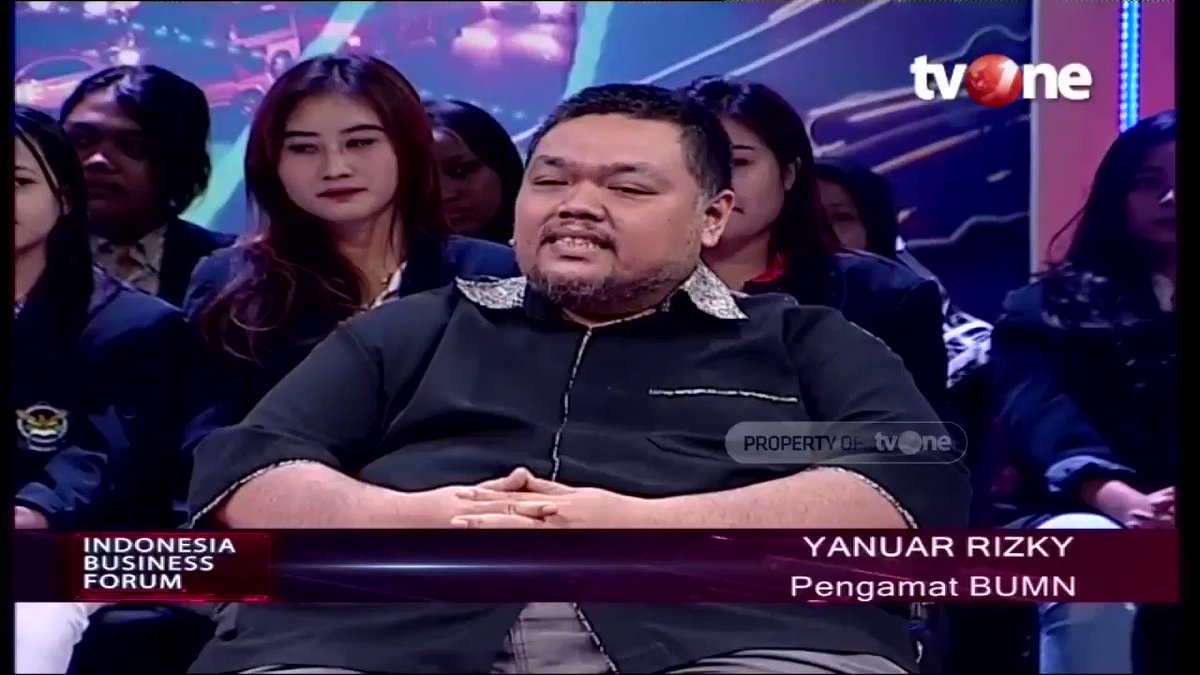 Yanuar Rizky: Kita harus satu kesatuan bahwa kita menjaga keuangan negara. Saya sangat mendukung apa yang dikatakan pak menteri tapi jangan tebang pilih. Saksikan full videonya di youtube channel Economy tvOne. #tvOneNews #RepostNews #IBFtvOne #BUMN #YanuarRizky