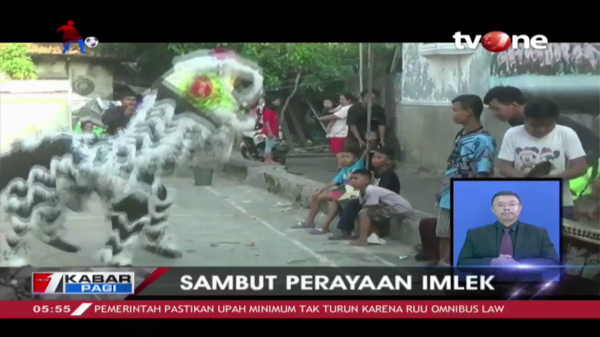 Seniman barongsai di Banten melakukan latihan rutin agar dapat tampil maksimal saat Imlek. Berita lainnya, penyandang disabilitas membuat miniatur kapal klasik dan unik yang memiliki nilai ekonomis tinggi. Berita lain di tvOne connect. #tvOneNews #KabarPagitvOne #imlek #miniatur