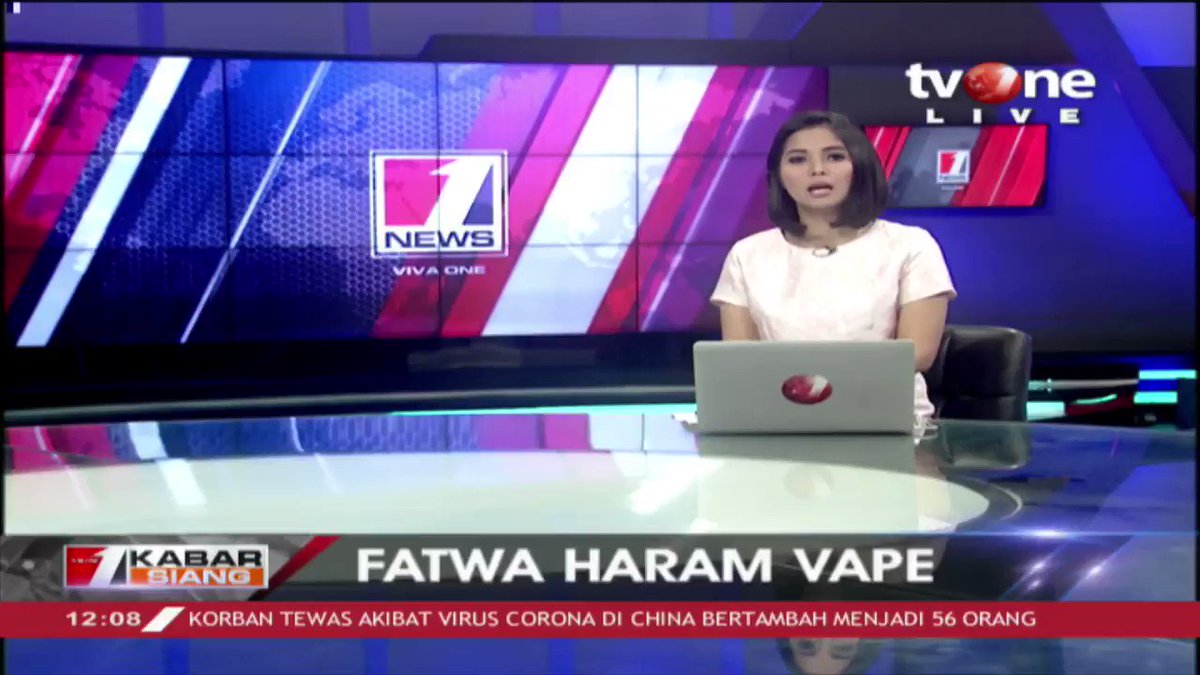 Pengurus Besar Nahdlatul Ulama menyatakan masih menunggu hasil putusan ulama mengenai haram tidaknya vape. Dapatkan berita lainnya di tvOne connect. #tvOneNews #KabarSiangtvOne #vape #PBNU #Muhammadiyah