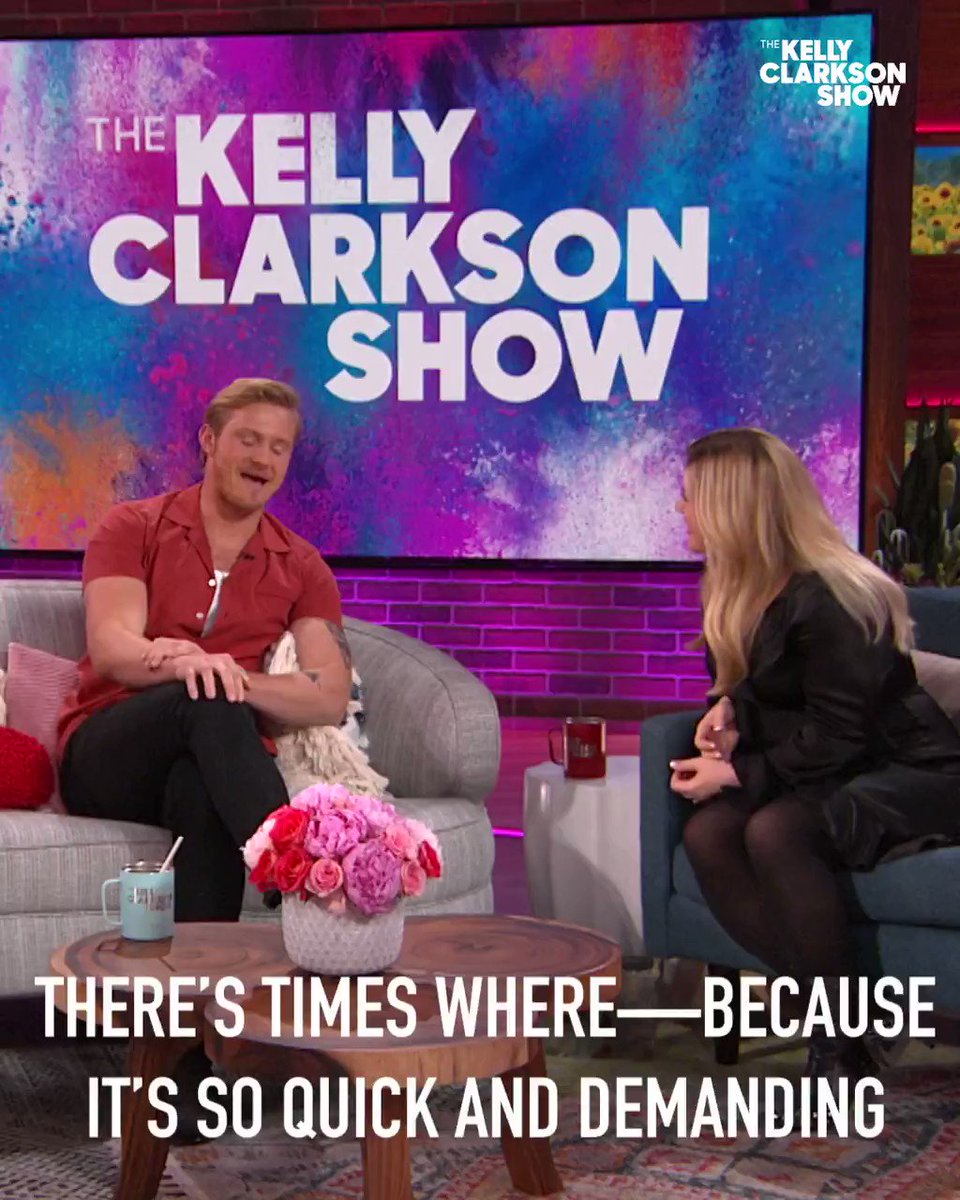 GASP 😳 Don't miss the end of this iconic @AlexanderLudwig story today on the #KellyClarksonShow! https://t.co/AzLoQRVVVH