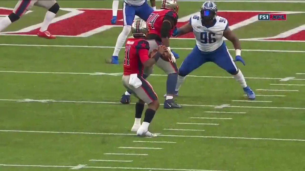 🎯@pjwalker_5 lookin' like @PatrickMahomes on this TD pass for the @XFLRoughnecks