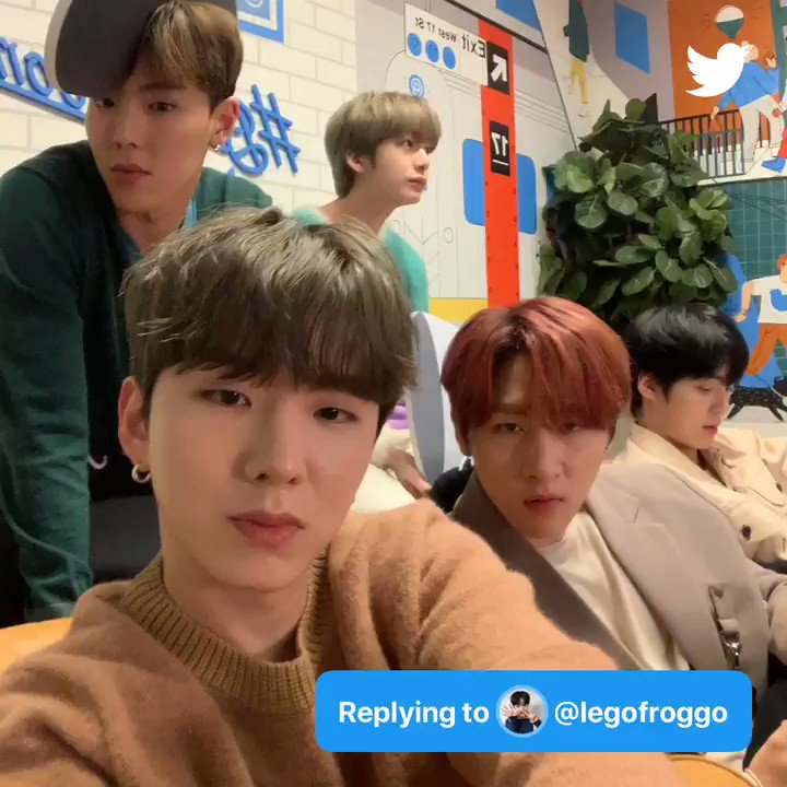 『📝』 #Trad | 17.02.20
• P: Se vocês tivessem super poderes, qual seria? A Marvel precisa saber!! #AskMonstaX 🐹🥜
- @legofroggo
KH: Invisivilidade
© 몬스타엑스.
#유기현 #몬스타엑스
#MONSTAX #KIHYUN
@OfficialMonstaX