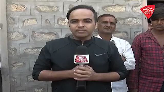 राजस्थान के नागौर में बर्बरता के शिकार हुए दलित युवकों ने आज तक से की बातचीत। देखिए आज तक संवाददाता देव अंकुर वधावन की यह रिपोर्ट.#ReporterDiary http://bit.ly/IndiaTodaySocial …