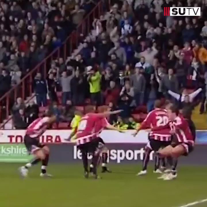 That free kick, that trademark penalty 👀James Beattie, goal poacher 👌