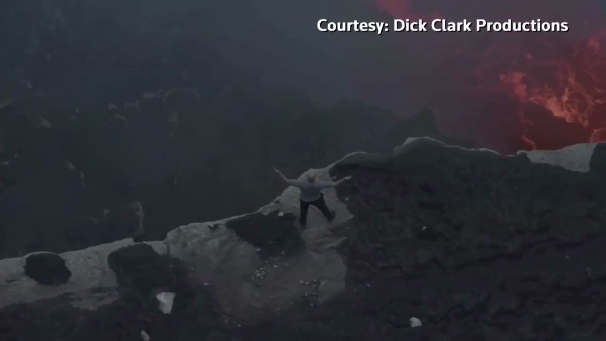 Tightrope walker Nik Wallenda plans to walk over a live volcano in Nicaragua and is prepared for the worst https://reut.rs/2TBiCbF