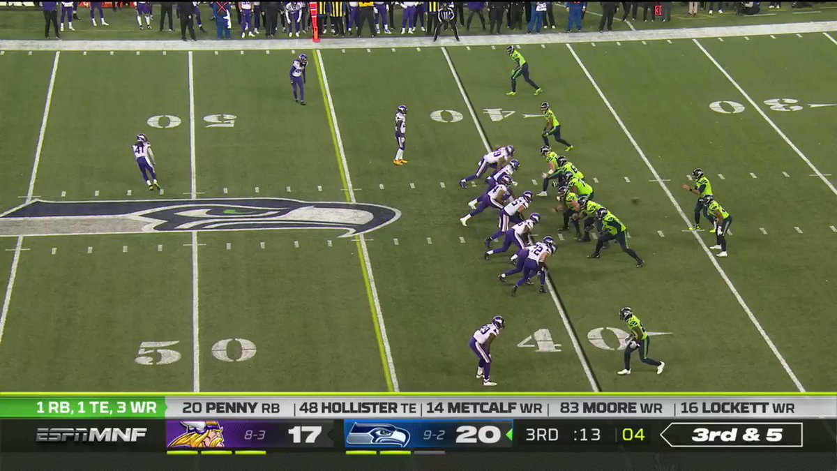 .@DangeRussWilson to @DmoeSwagg23! 💥
And the possibly the celebration of the year?
📺: #MINvsSEA re-airing NOW on NFL Network https://t.co/ncY7rgl7aO