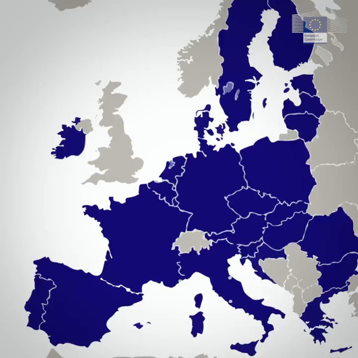 Los médicos del Hospital Cerdanya, en la frontera entre España 🇪🇸 y Francia 🇫🇷, tratan a pacientes con #coronavirus de ambos lados.
Descubre más sobre este hospital cofinanciado por el Programa #Interreg de la UE 🇪🇺: https://europa.eu/!Vr33xq
#EUsolidarity #StrongerTogether