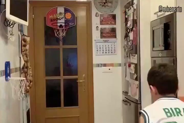¡Gracias a TODOS los que mandastéis vuestros vídeos!
Una recopilación con los mejores
#NBAMoments https://t.co/hPprMGbVk5