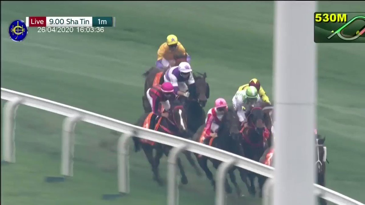 What a race - but it's heartbreak for the history-seeking Beauty Generation! Southern Legend just beats Hong Kong's legend in the Group 1 FWD Champions Mile...
#HKracing https://t.co/ADWRPcbto2