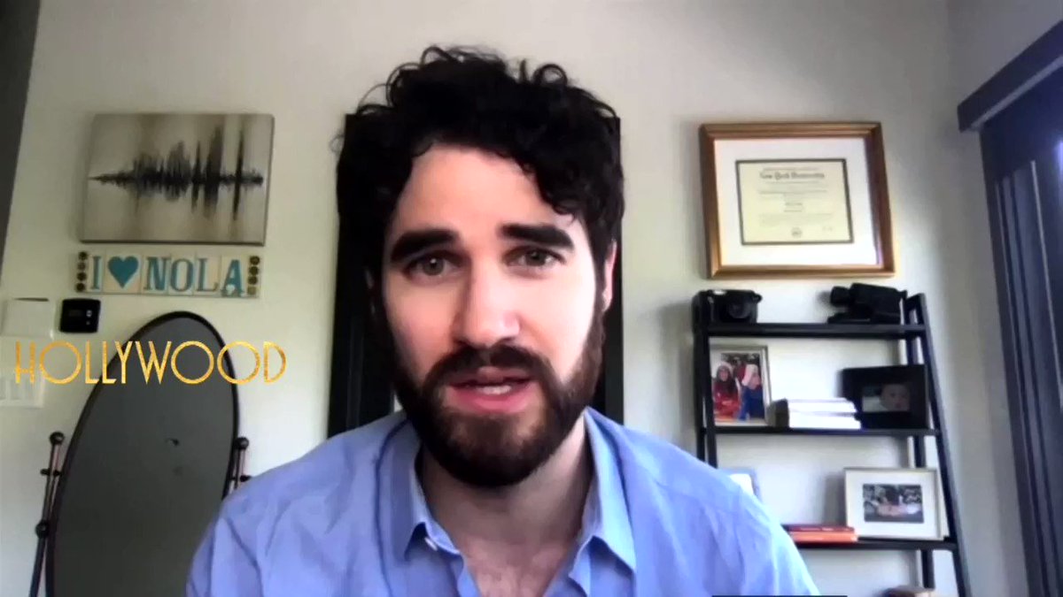 .@DarrenCriss says you can put @hollywoodnetflx on mute and still be swept away. He credits the set and costume designers. https://t.co/Vue4LHhWao