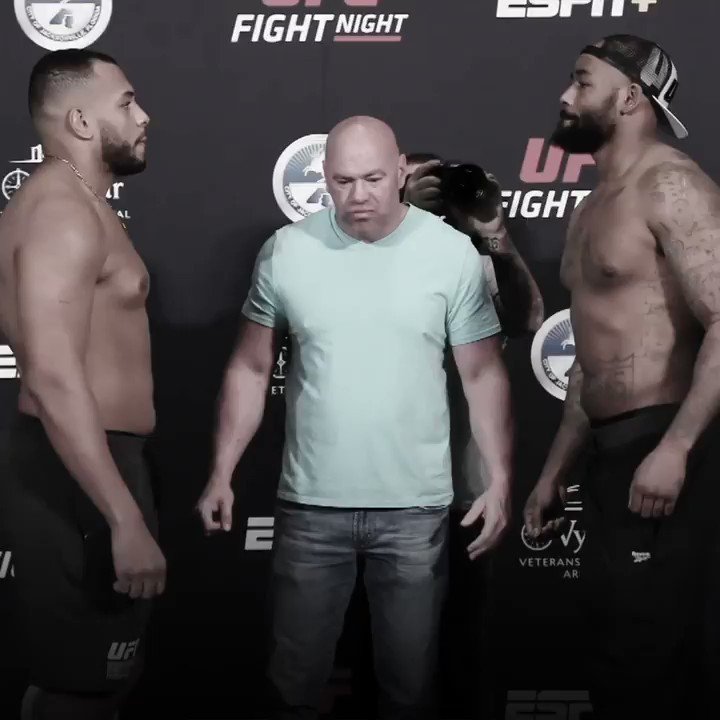 ‼️ HERE. WE. GO ‼️
Heavyweights kick us off! @LordKingMayes goes up against Rodrigo Nascimento in our first fight of the night.
Watch it LIVE on @UFCFightPass #UFCFL https://t.co/idFEqn33VF