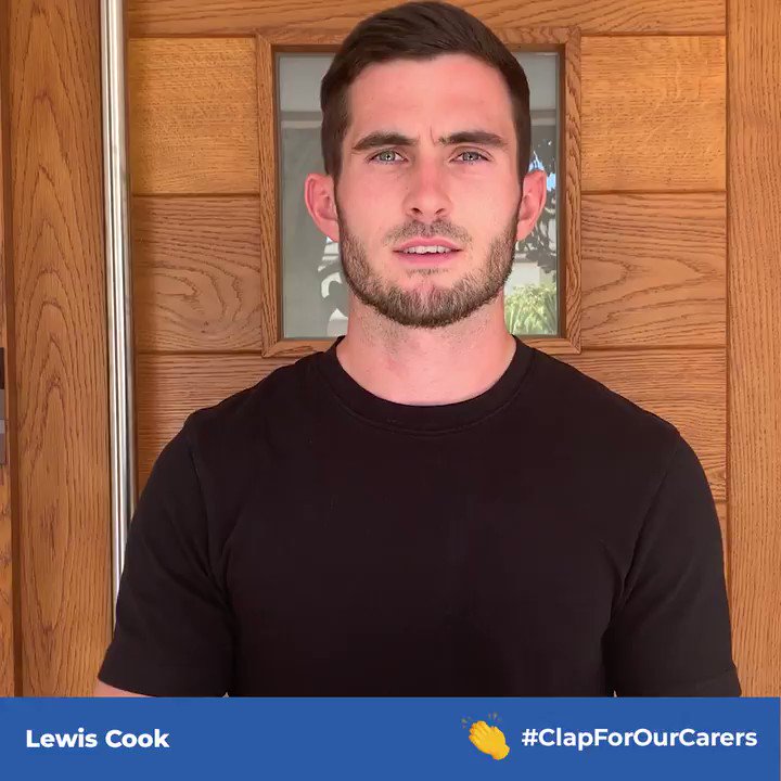 Leeds United (@LUFC) on Twitter photo 2020-05-28 19:00:00 ๐๐๐ #ClapForOurCarers ๐๐๐ #ClapForOurCarers