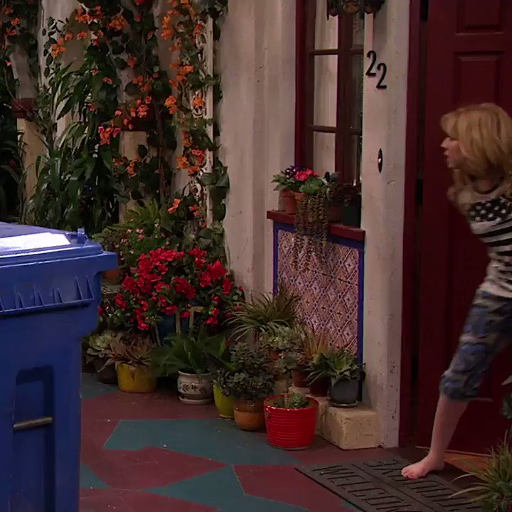 TeenNick (@teennick) on Twitter photo 29/05/2020 16:15:16 watch this and all of your fave moments when we air #SamandCat all weekend long on TeenNick! watch this and all of your fave moments when we air #SamandCat all weekend long on TeenNick!