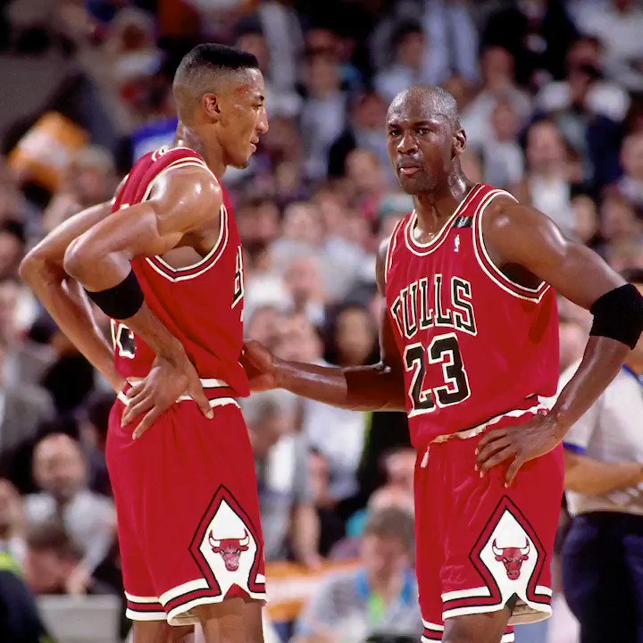 Jordan and Pippen propelled the Bulls back to the NBA Finals OTD in 1992 with victory in Game 6 over the Cavs. https://t.co/njfgQ44sbB