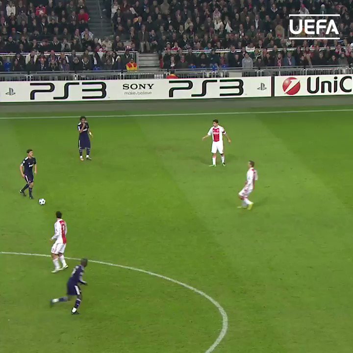 Happy 34th birthday to Mesut Ozil! He was a joy to watch in his prime    