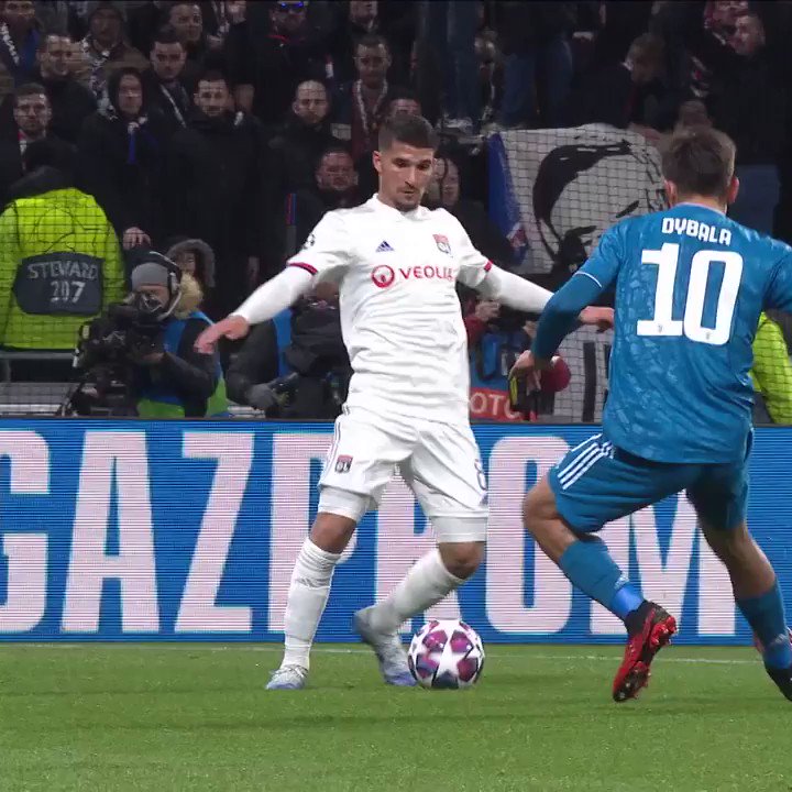 π΄π΅ @HoussemAouar π
#UCL | @OL_English https://t.co/lHSqQioomS