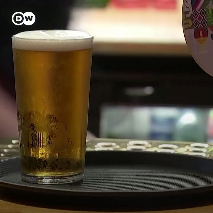 DW News (@dwnews) on Twitter photo 2020-07-07 06:52:00 Brits have started to return to normal life in the only way they know 🍻 Brits have started to return to normal life in the only way they know 🍻