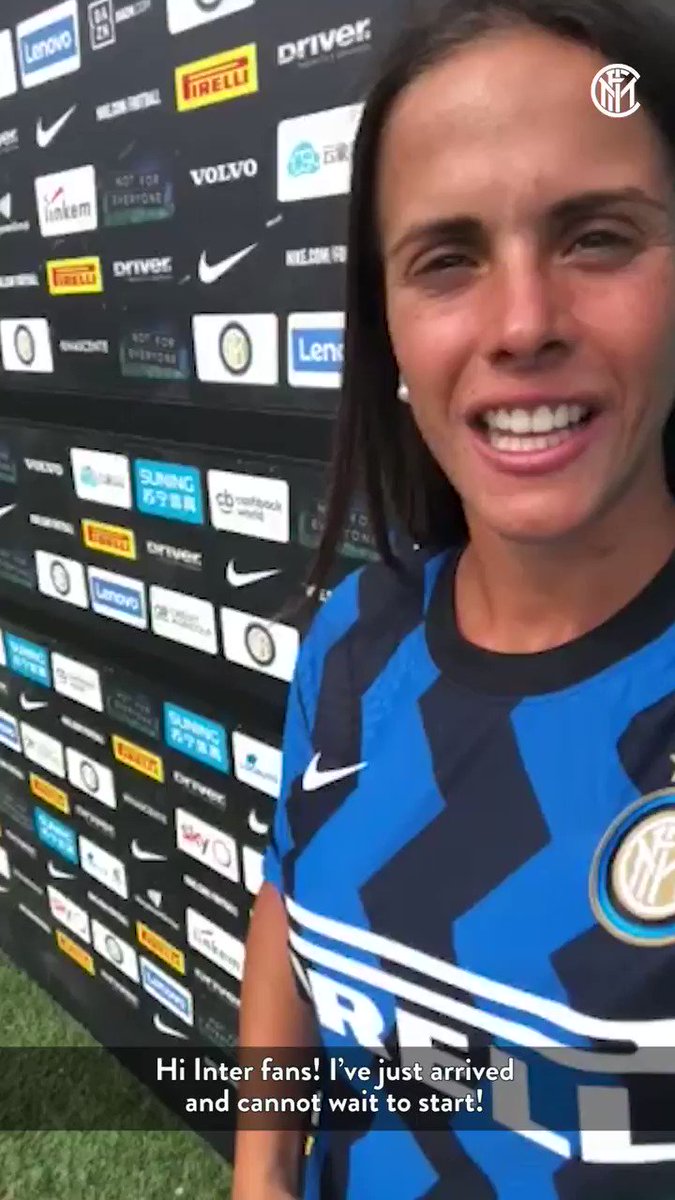 ๐คณ | SALUTO
Il primo saluto di Flaminia agli #InterFans!
#InterWomen #WelcomeFlaminia https://t.co/cTNTW2diQn
