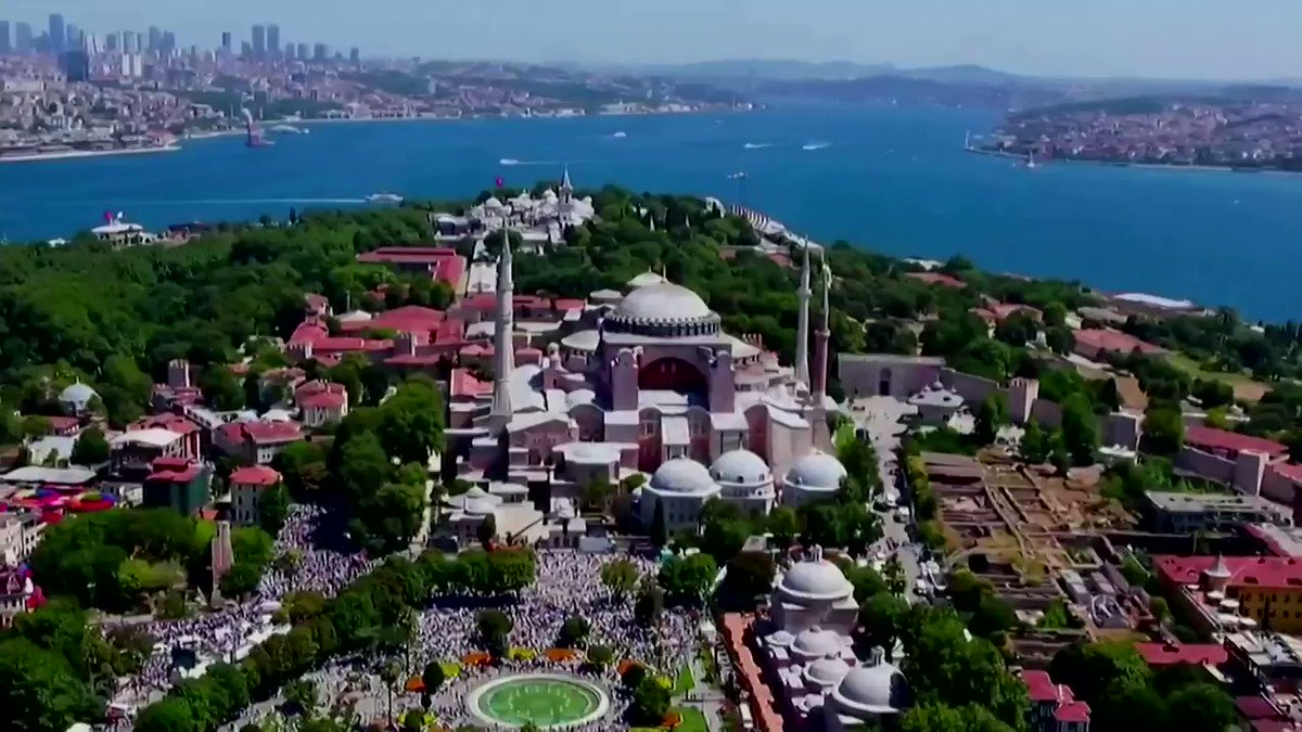 WATCH: Turkey's President Tayyip Erdogan joined thousands of worshippers at Hagia Sophia for the first prayers there since he declared the monument, revered by Christians and Muslims for almost 1,500 years, a mosque once again https://t.co/VXWN0twu8a https://t.co/9alWpCYjUp