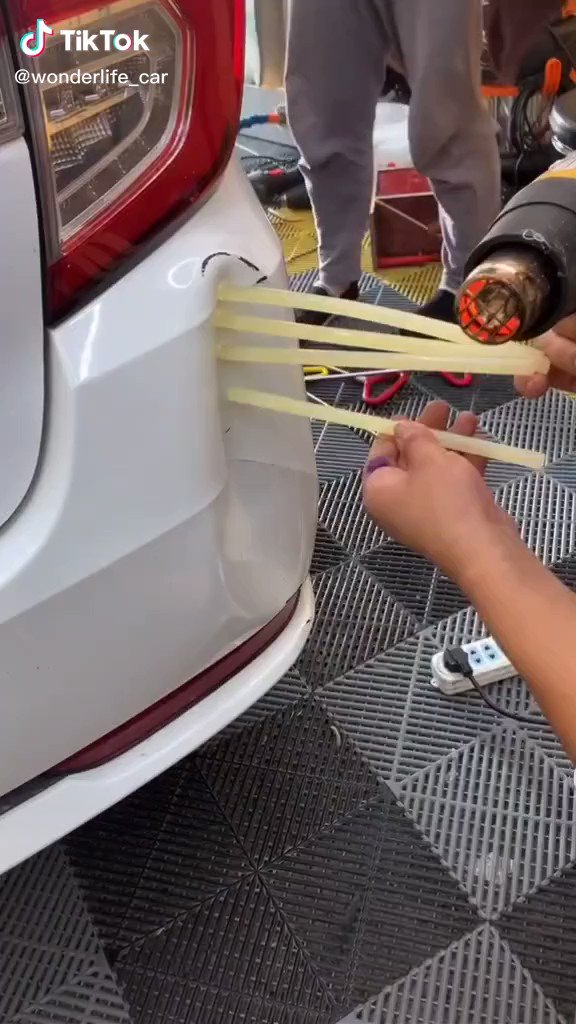 世界の好奇心tweet 唖然 車のへこみってこうやって直すんだ