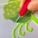 ざくざくと簡単に刺繍ができちゃうアイテム!おててミシン？!