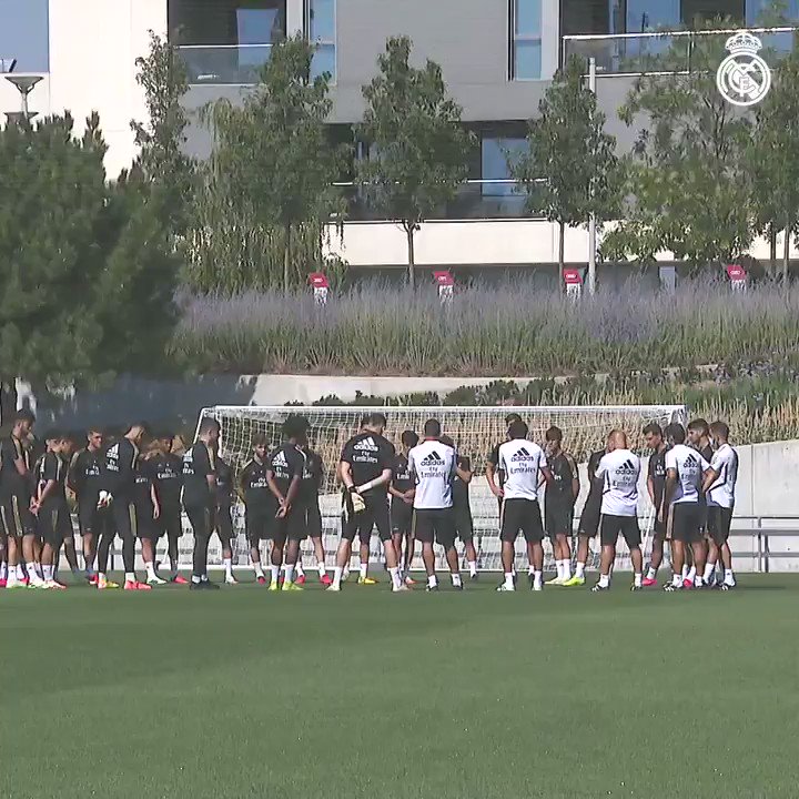 ⚽💪 ¡No paramos! ¡Seguimos preparando la UEFA Youth League!
🌱 #LaFabrica | #HalaMadrid https://t.co/ZNlszQeYnI