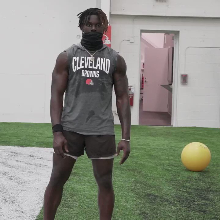 Cleveland Browns @Browns