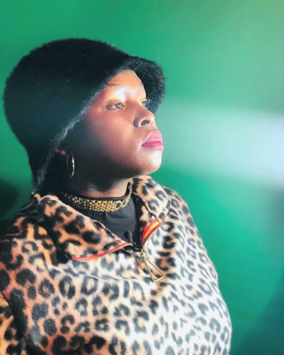 This weekend on #HotOnTheStreets we have the energetic and fun @TheTrustedSLK coming through with that crazy ennneeergyyy!
Check out the full music video of #ImCrazy here: https://t.co/qmMb3HRO1E https://t.co/PAiBzuD8Cb
