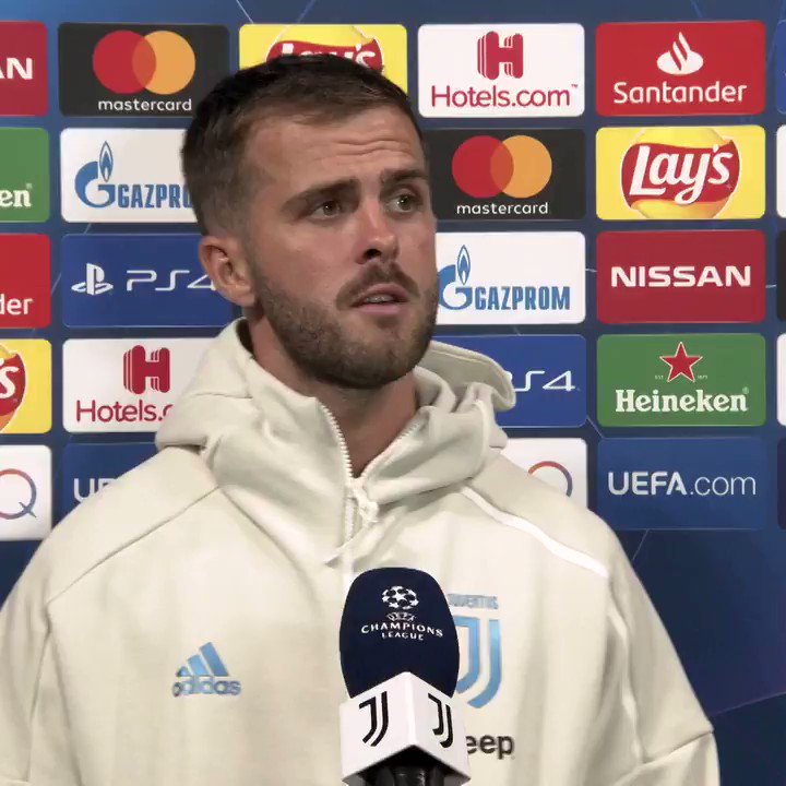 ูู ููุณุงู ูุง @Miralem_Pjanic ูุณุชุธู ูู ูููุจูุง ููุฃุจุฏ โค๏ธ
#ููุฑุฒุง_ูููู
https://t.co/SvusFdQ6qX
