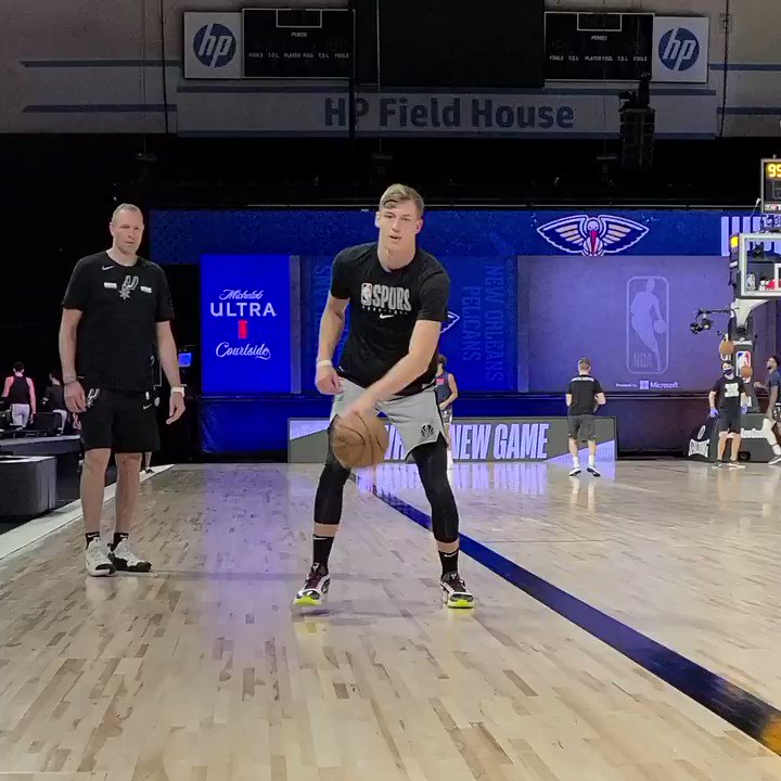 Getting ready for Sunday Funday hoops
@SamsungMobileUS | Captured #withGalaxy S20+ 5G https://t.co/XUKQ1RDHVh