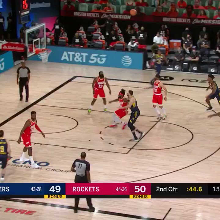 .@EdmondSumner with a team-high 11 points at the half π€©
#INDvsHOU x #IndianaStyle https://t.co/qn4pjbQtv9